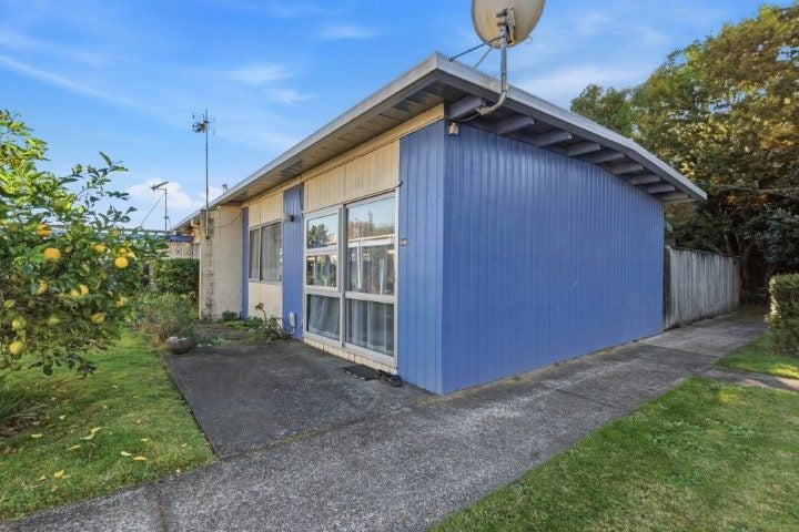 19/100 River Road, Hamilton East, Hamilton - Carousel 2