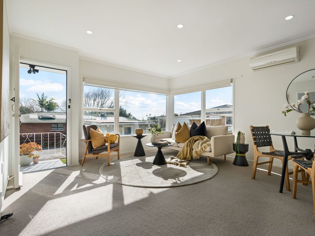 1/58 Gardner Avenue, New Lynn, Auckland - Carousel 2