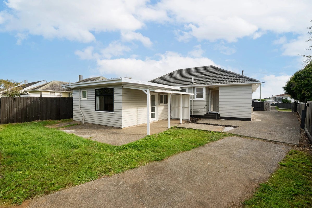 84 Vine Street, Mangere East, Auckland - Carousel 9