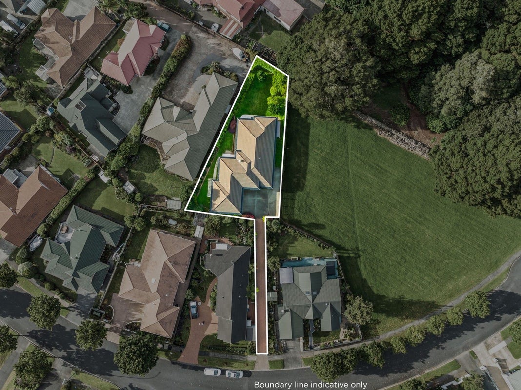 13 Brentwood Avenue, Kamo, Whangarei - Carousel 32