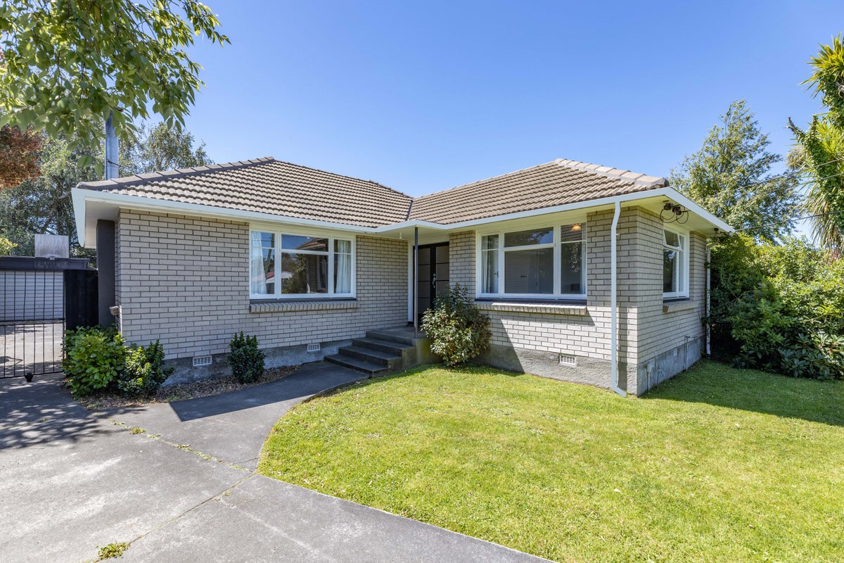 15 Wyn Street, Hoon Hay, Christchurch - Carousel 1