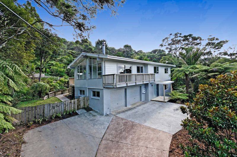 66 Rauhuia Crescent, Parau, Auckland - Carousel 1