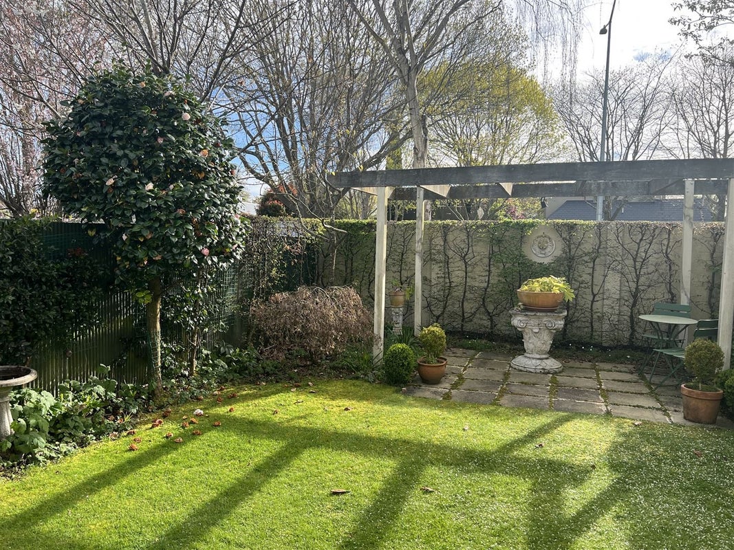 275 Memorial Avenue, Burnside, Christchurch - Carousel 21