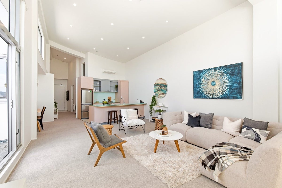 U129/72 Tory St, Te Aro, Wellington - Carousel 2
