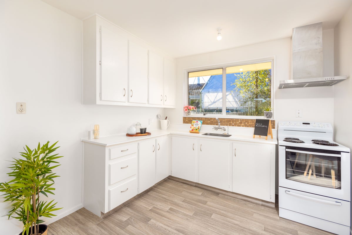 2/40A TABART STREET, Woolston, Christchurch - Carousel 2