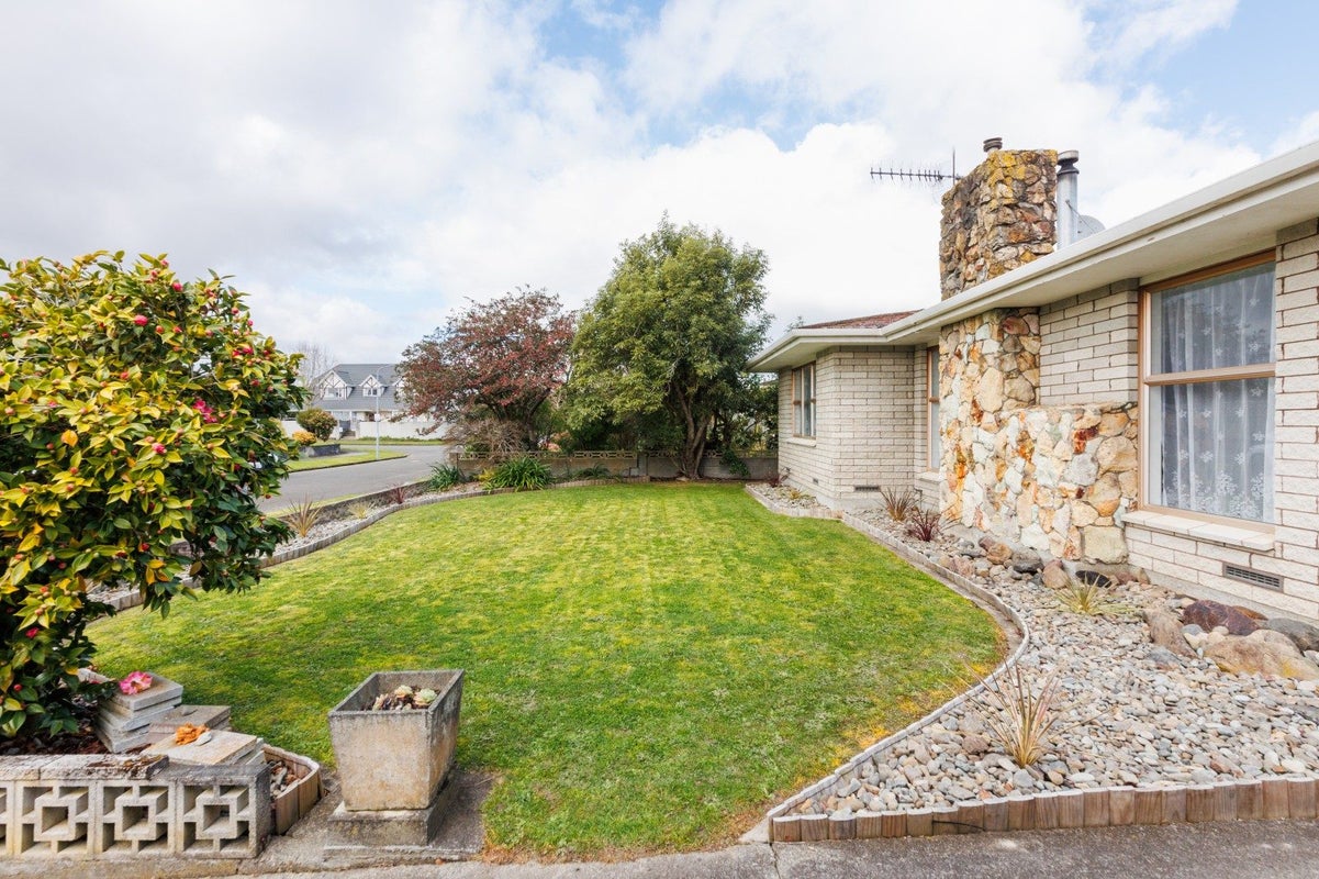18 Frimley Street, Awapuni, Palmerston North - Carousel 27