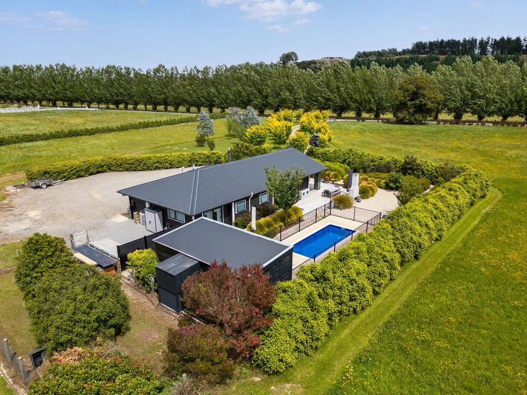 82A Moiki Road, Greytown - Carousel 2
