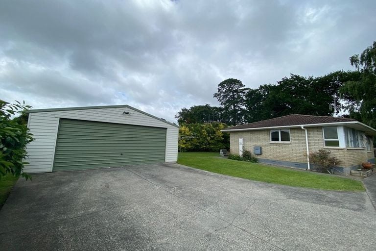 49 Rutherford St, Chedworth Park, Hamilton, Waikato - Carousel 6