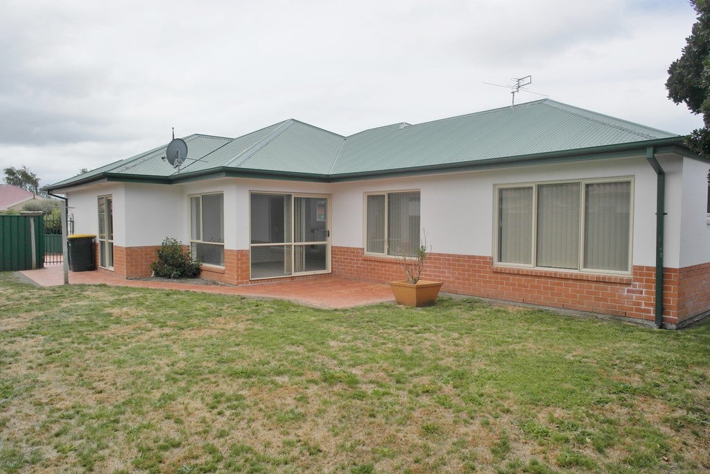 10 Glengyle Place, Linwood, Christchurch - Carousel 2