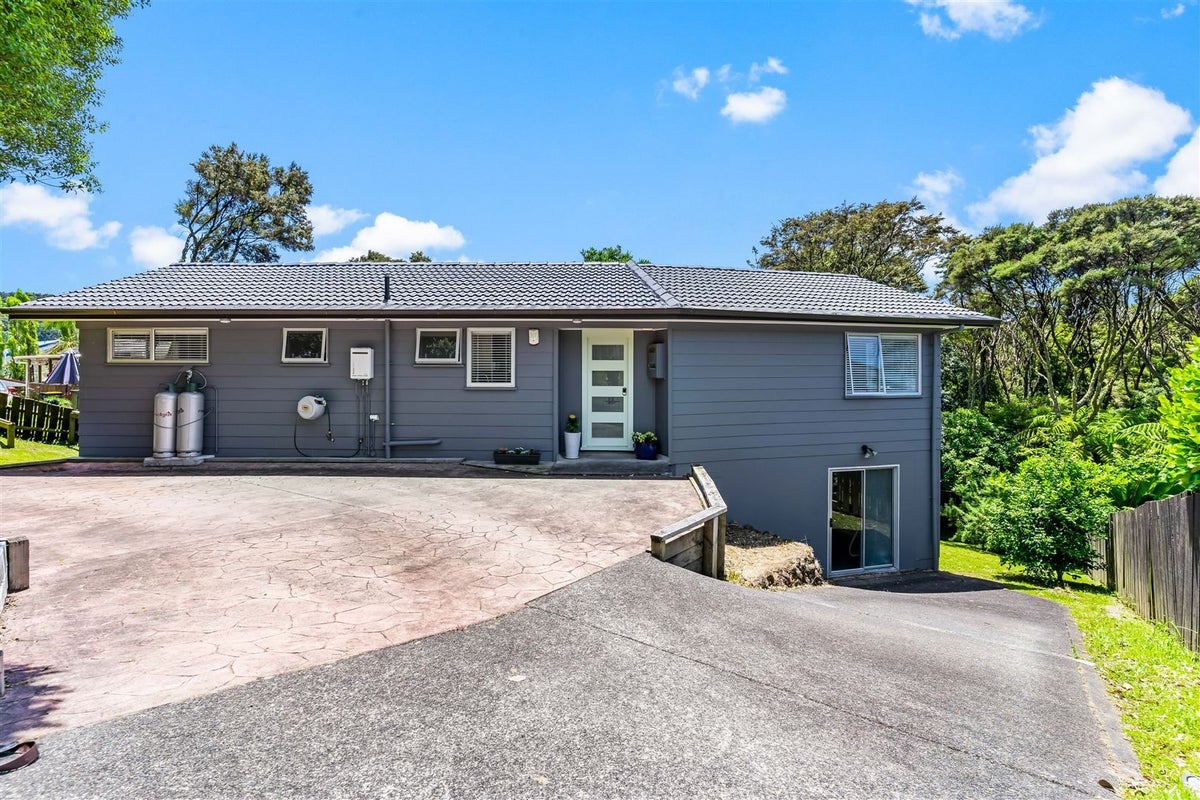 63 Lynn Road, Bayview, Auckland - Carousel 2