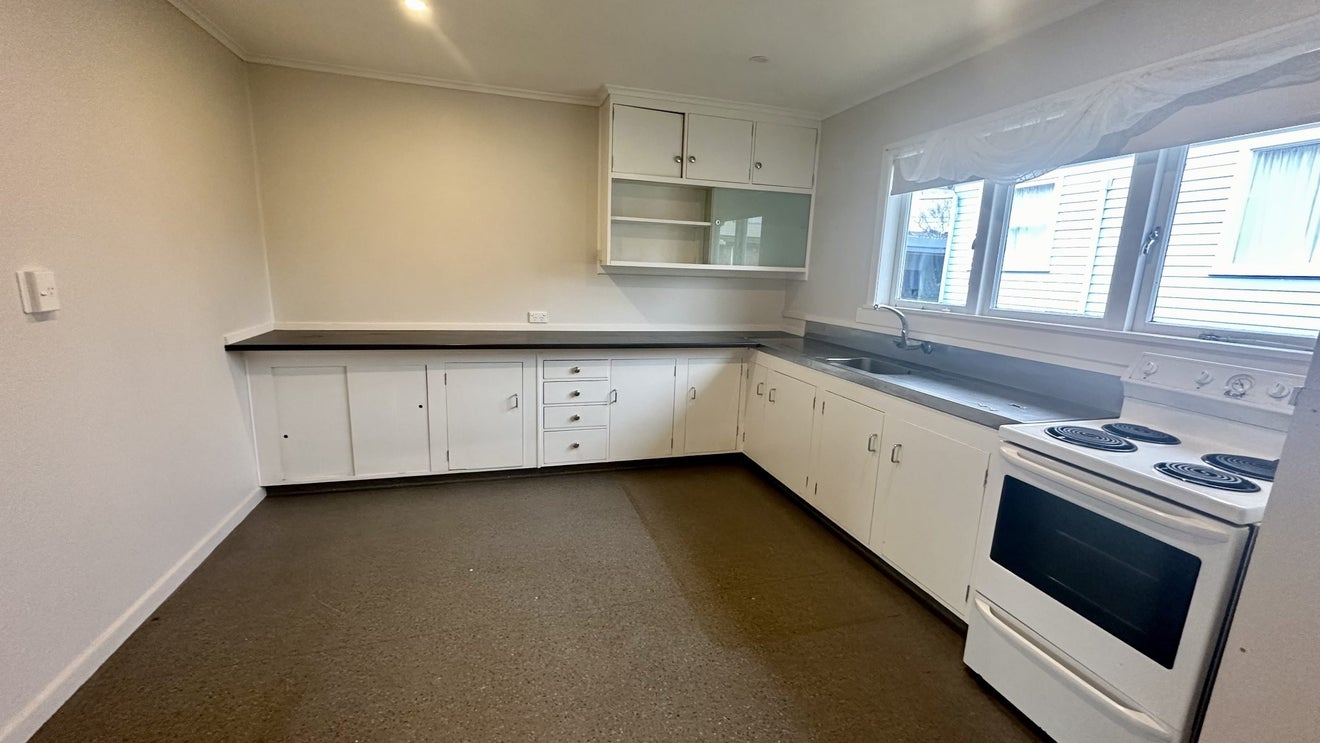 679 Swanson Road, Swanson, Auckland - Carousel 2