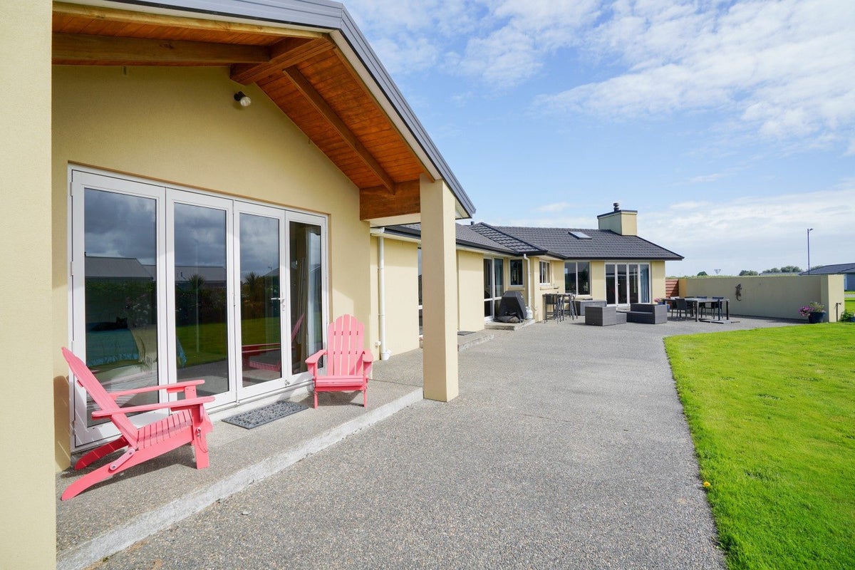 3 Court of Ascot, Seaward Bush, Invercargill - Carousel 2