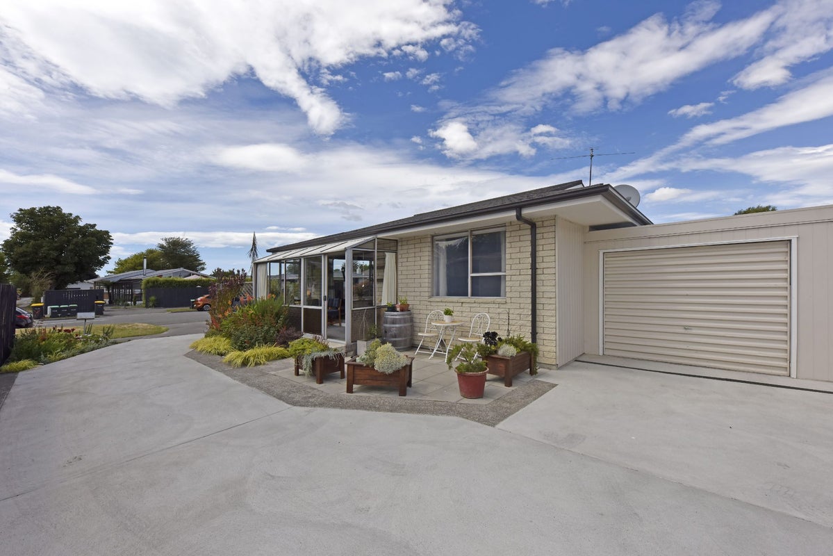 1/35 Cavendish Road, Casebrook, Christchurch - Carousel 1