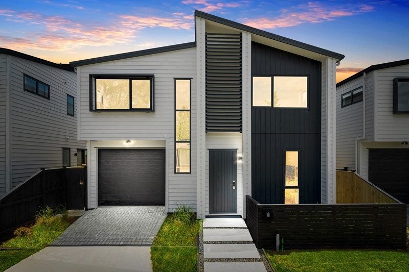 2 Rothwell Place, Sunnyhills, Auckland - Carousel 1