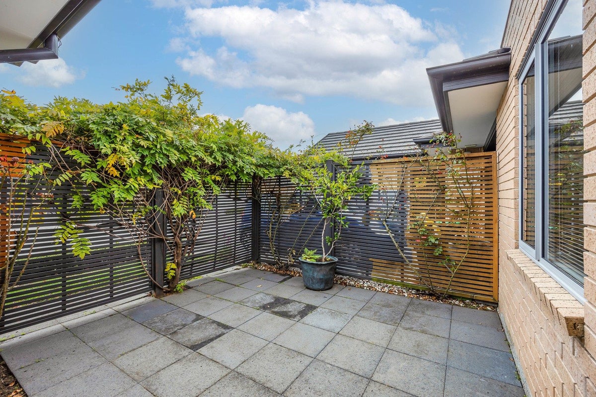 3/372 Yaldhurst Road, Russley, Christchurch - Carousel 1