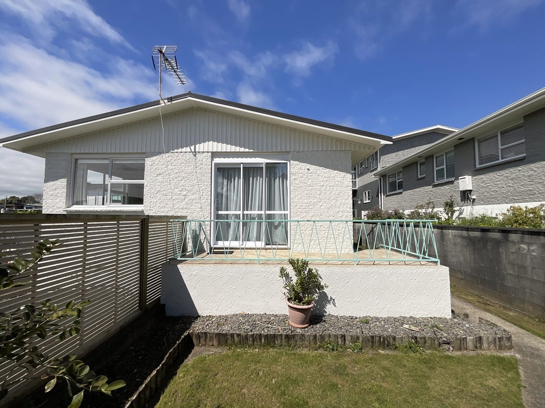 291A Courtenay Street, Strandon, New Plymouth - Carousel 1