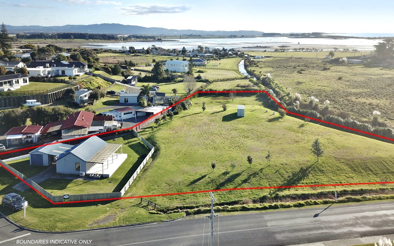 94 Spencer Avenue, Maketu, Te Puke - Carousel 1