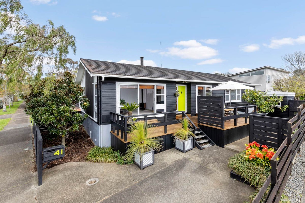 41 Wendover Road, Glendowie, Auckland - Carousel 1