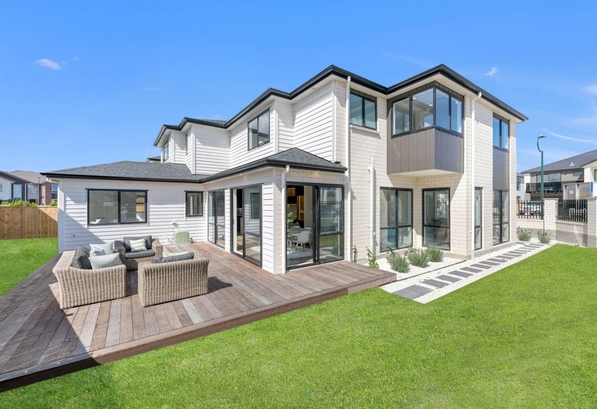 15 Drumaness Road, Flat Bush, Auckland - Carousel 2