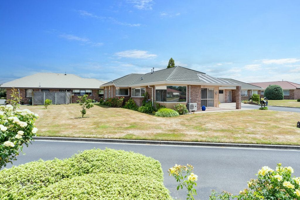 105/4 Admiral Crescent, Flagstaff, Hamilton - Carousel 1