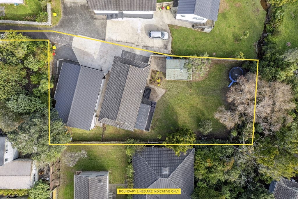 21 Leo Street, Glen Eden, Auckland - Carousel 2