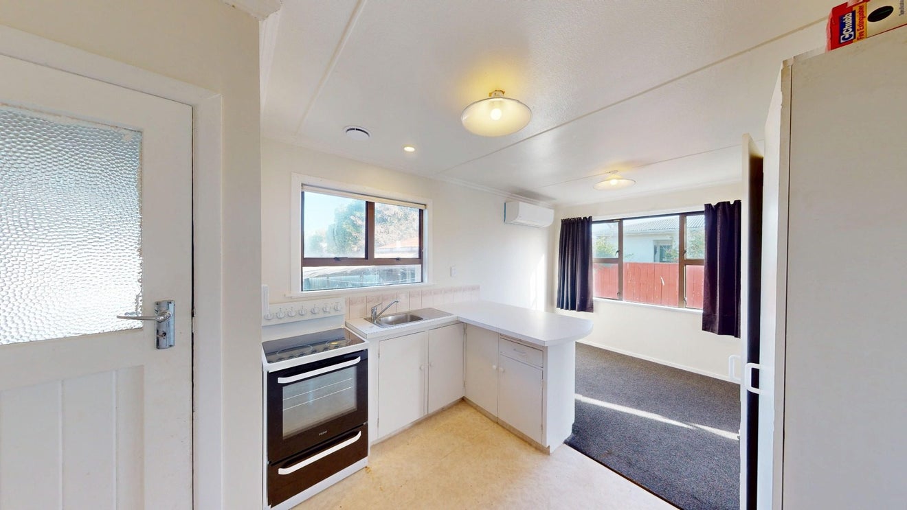 41 Hood Street, Castlecliff, Whanganui - Carousel 2