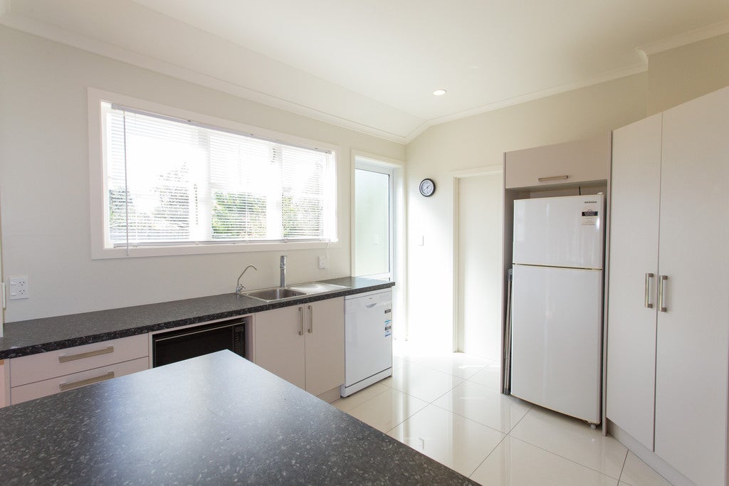 122 Grey Street, Springvale, Whanganui - Carousel 2