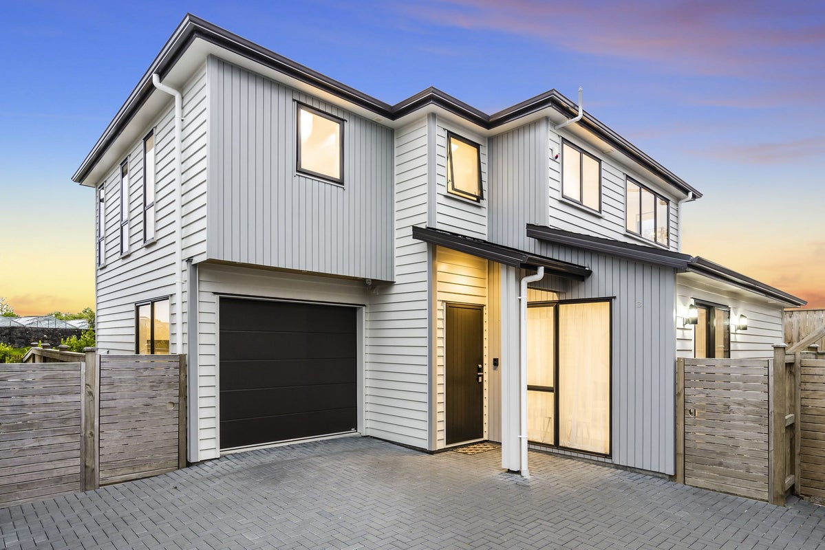 2B Thomas Rielly Avenue, Hobsonville, Auckland - Carousel 1