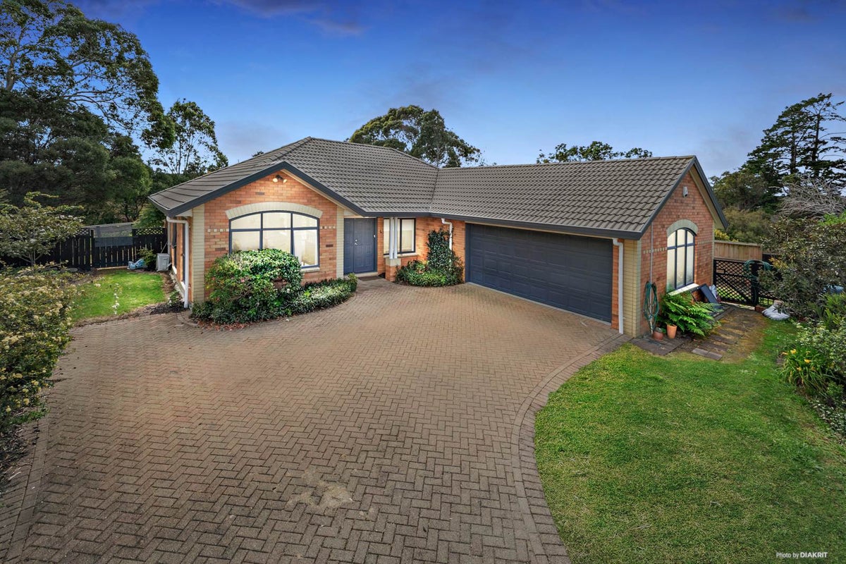 14 Atworth Way, Burswood, Auckland - Carousel 2