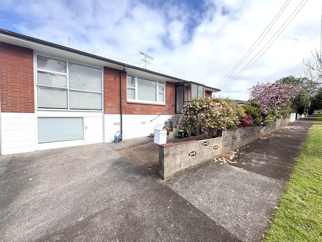 3/97 Pah Road, Epsom, Auckland - Carousel 13