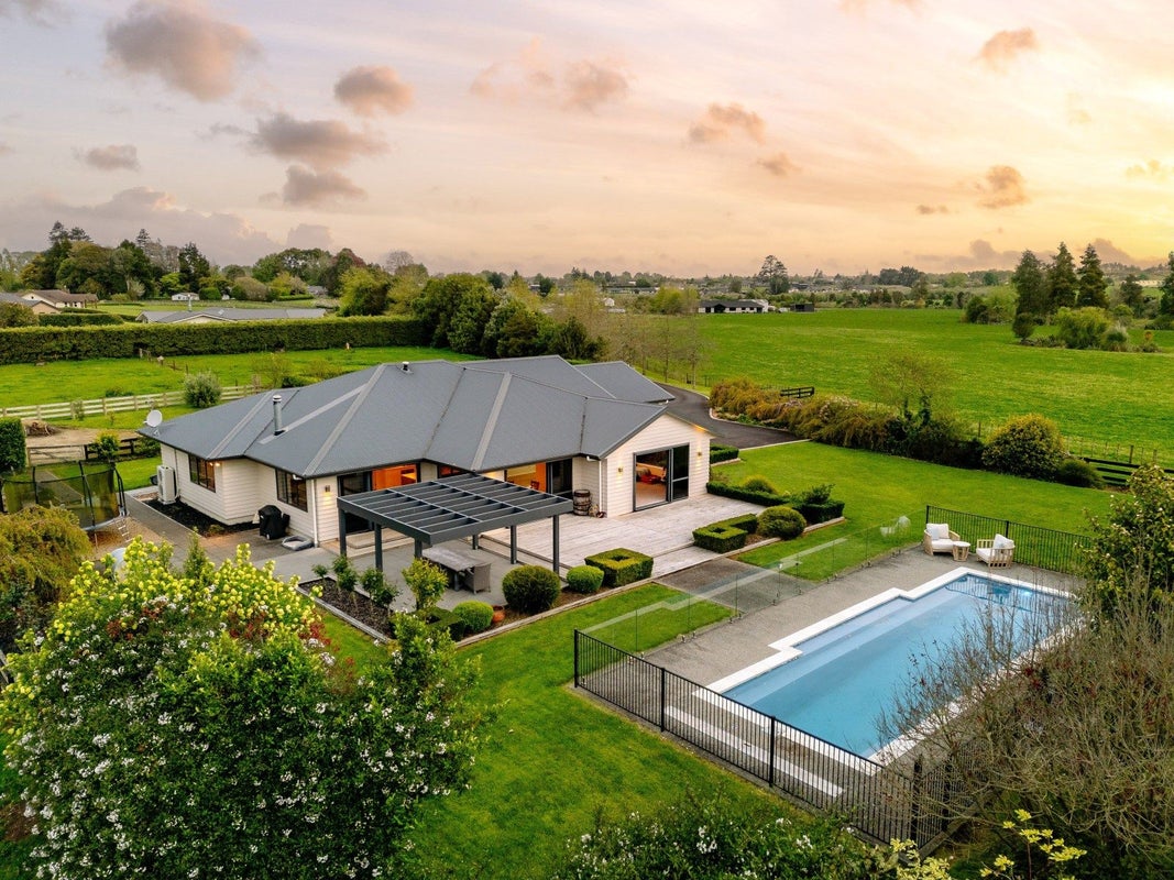 12E Coombes Road, Te Kowhai, Hamilton - Carousel 1
