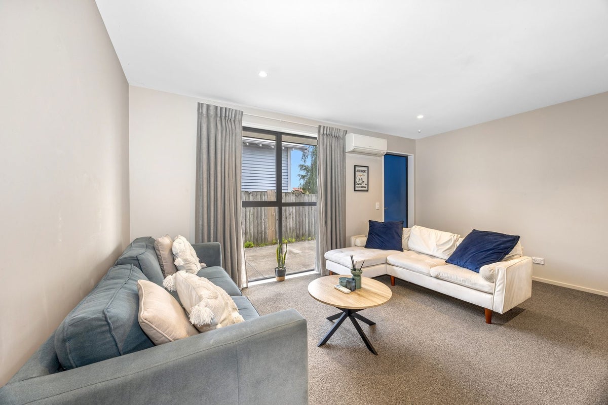 1/57 Geraldine Street, Edgeware, Christchurch - Carousel 2