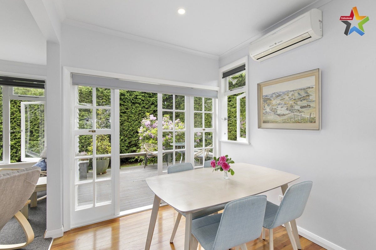 31 Owen Street, Belmont, Lower Hutt - Carousel 2