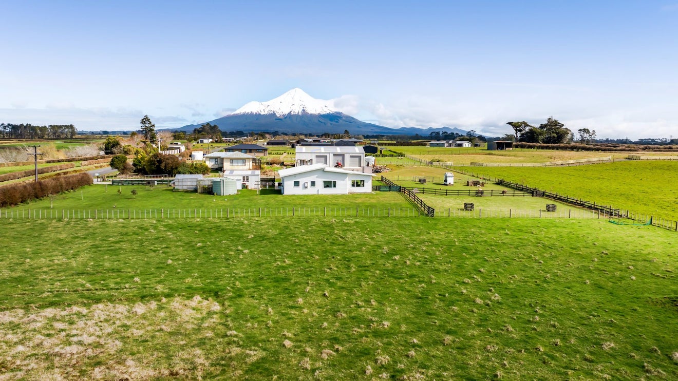30 Monmouth Road, Pembroke, Stratford - Carousel 2