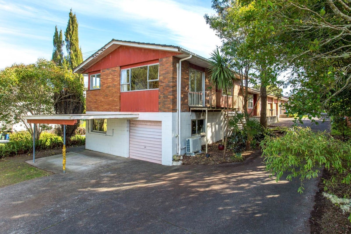 1/20 Nikau Street, New Lynn, Auckland - Carousel 14