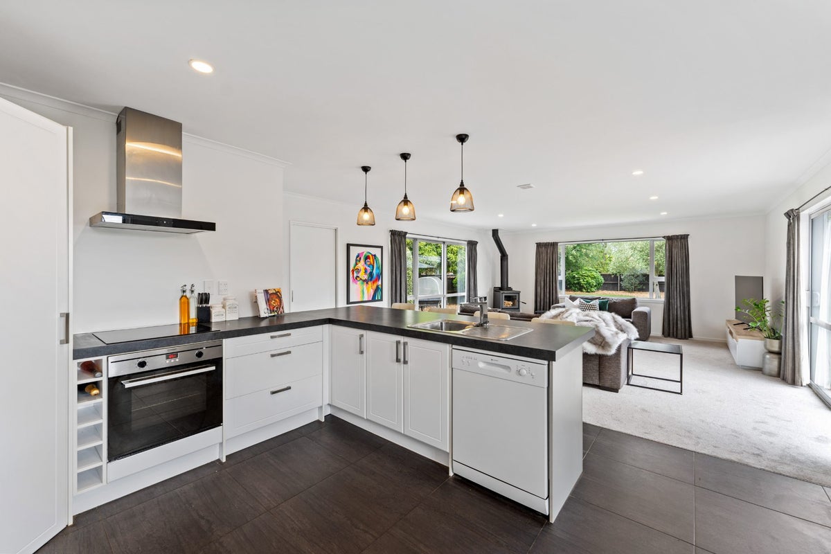 63 Checketts Avenue, Halswell, Christchurch - Carousel 1