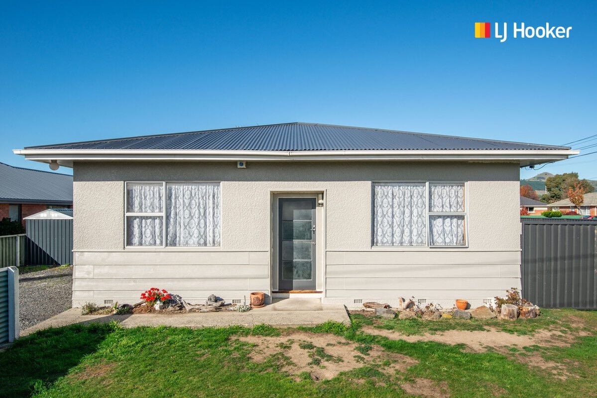 2 Severn Street, Mosgiel, Mosgiel - Carousel 17