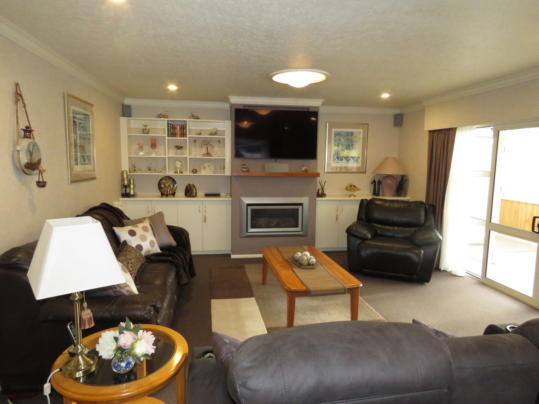 51 Vogel Place, Waikiwi, Invercargill - Carousel 2