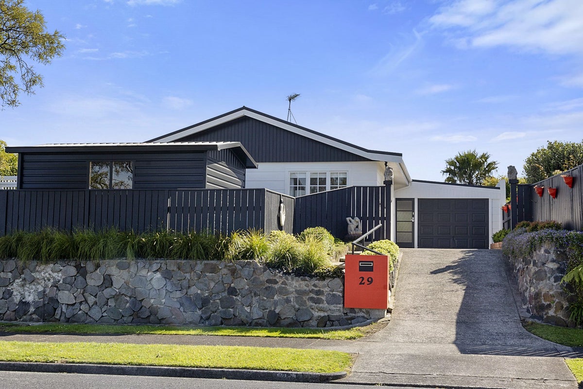 29 Nevada Drive, Merrilands, New Plymouth - Carousel 26