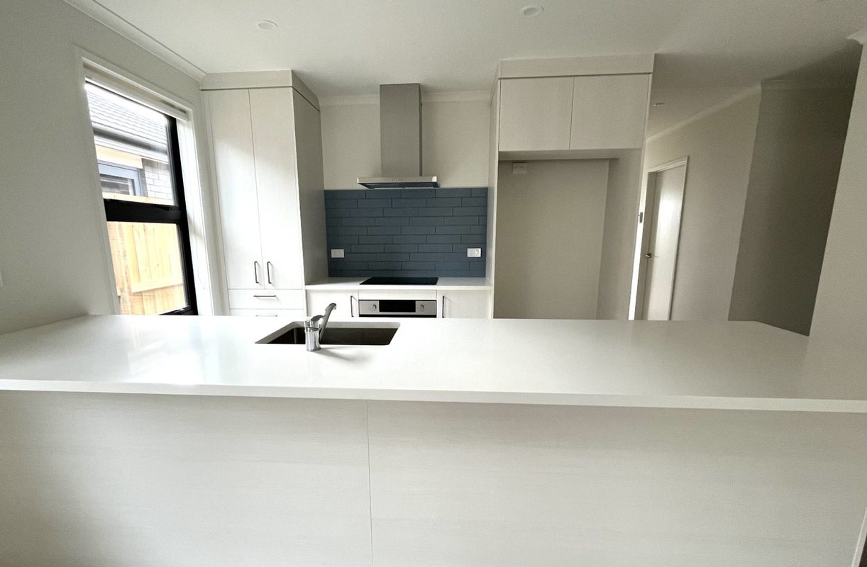 55 Rorotu Avenue, Karaka, Papakura - Carousel 2