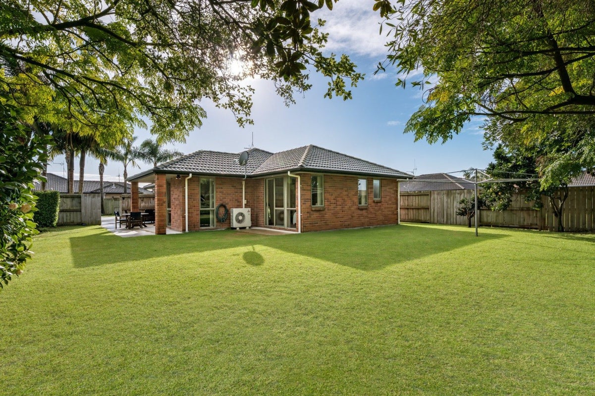 50 Roxbury Place, Papamoa Beach, Papamoa - Carousel 1