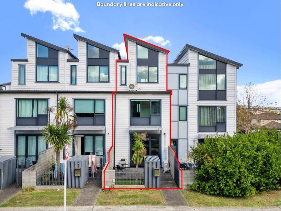 86 Norwood Drive, Flat Bush, Auckland - Carousel 11