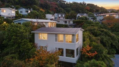 77A Collier Ave, Karori, Wellington - Carousel 1