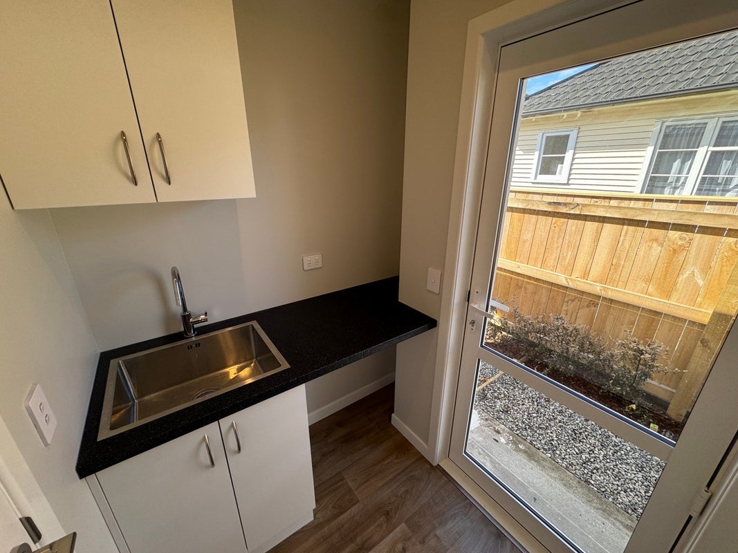 15 Ihle Street, Terrace End, Palmerston North - Carousel 9