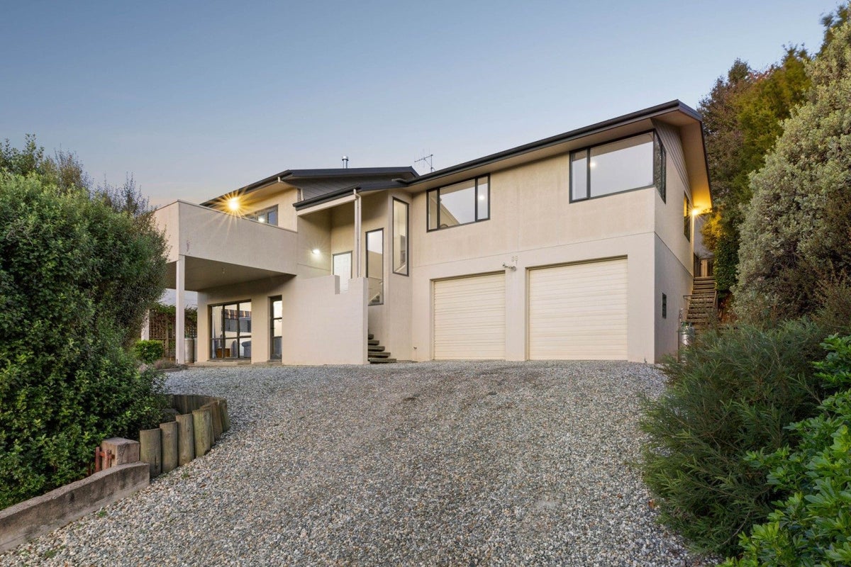 88 Roche Street, Wanaka - Carousel 25