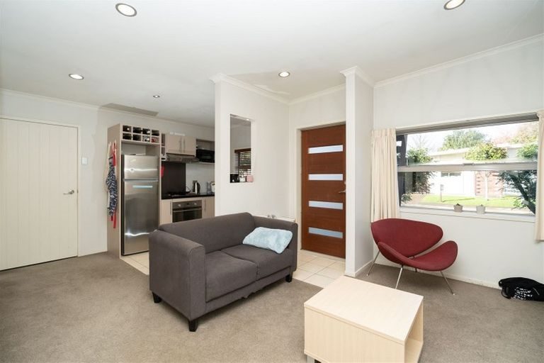 35/46 Peachgrove Road, Hamilton East, Hamilton - Carousel 2
