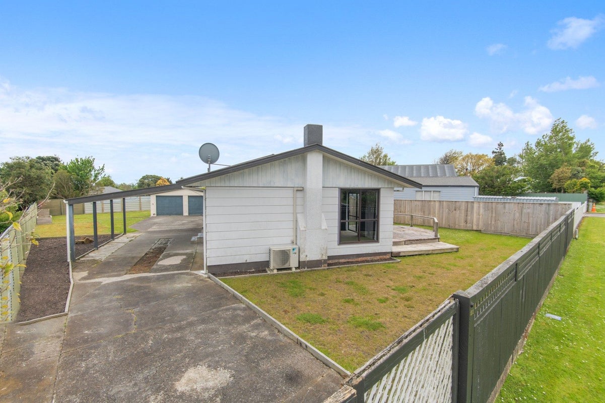21 Kowhai Street, Tokomaru, Palmerston North - Carousel 2
