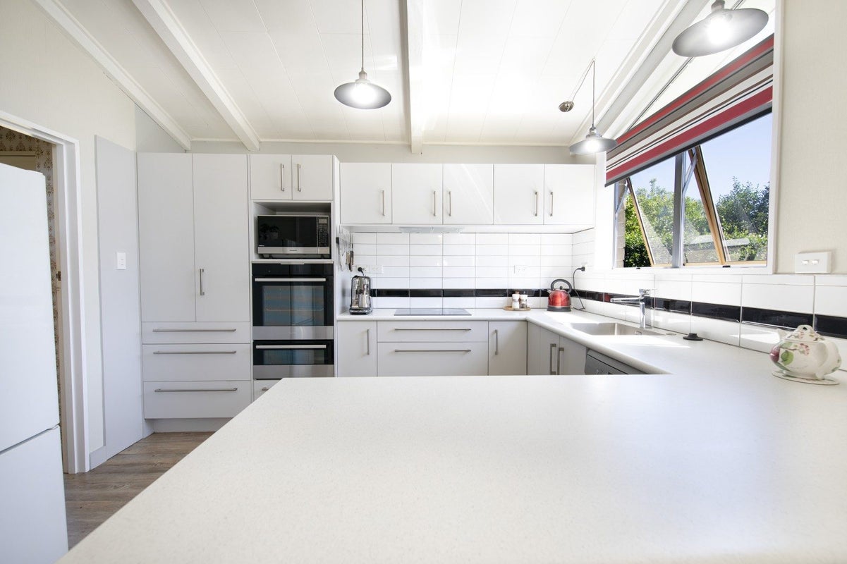 10A Avondale Road, Taradale, Napier - Carousel 2