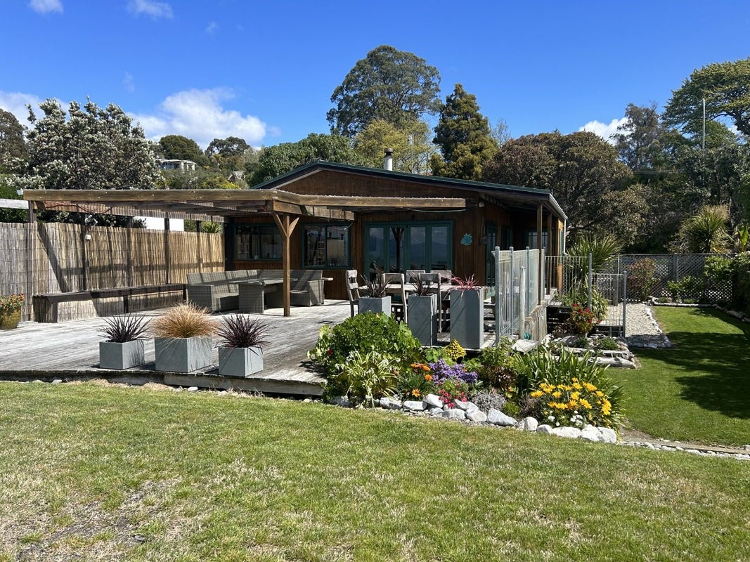 186 Stafford Drive, Ruby Bay, Mapua - Carousel 2