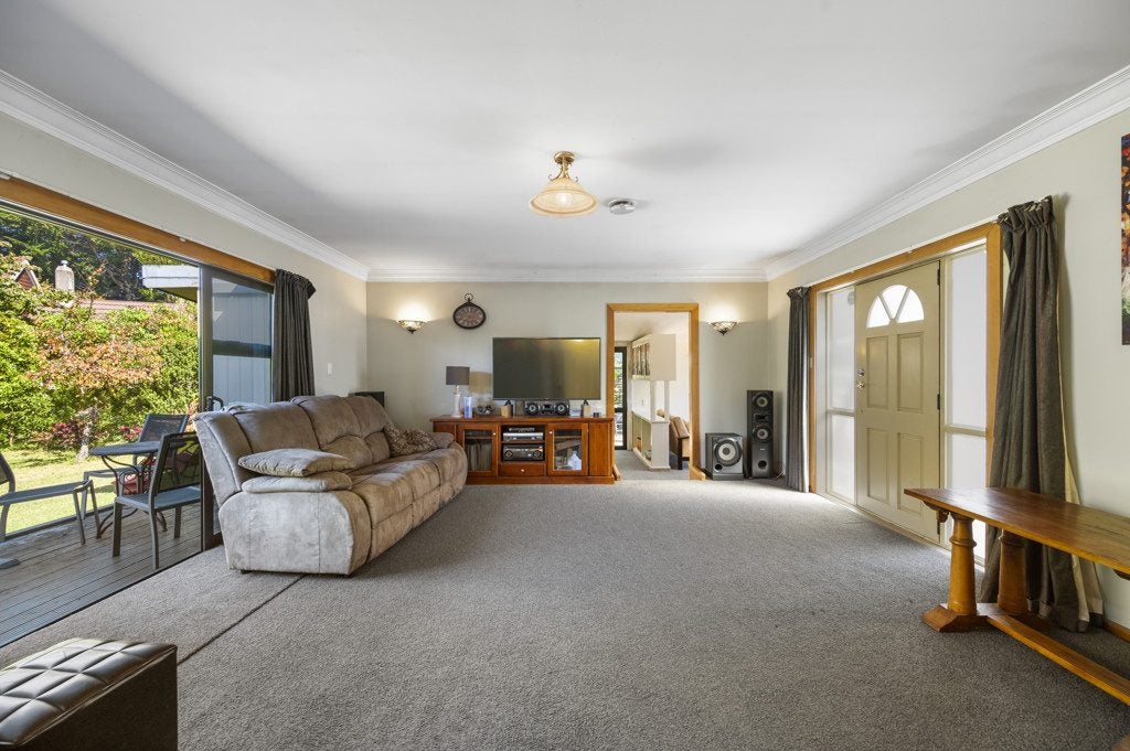 78 Menin Road, Onekawa, Napier - Carousel 2